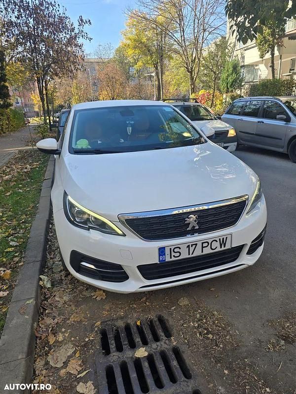 Culoarealb Utilizat 2017 Peugeot 308 Active Break | 8.700 EUR (Preț OK) - Imagine 1/4