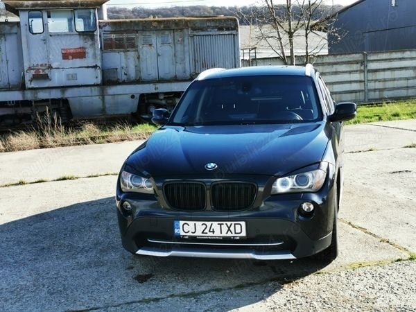 Negru Utilizat 2010 BMW X1 SUV | 8.300 EUR (Puțin scump) - Imagine 1/4