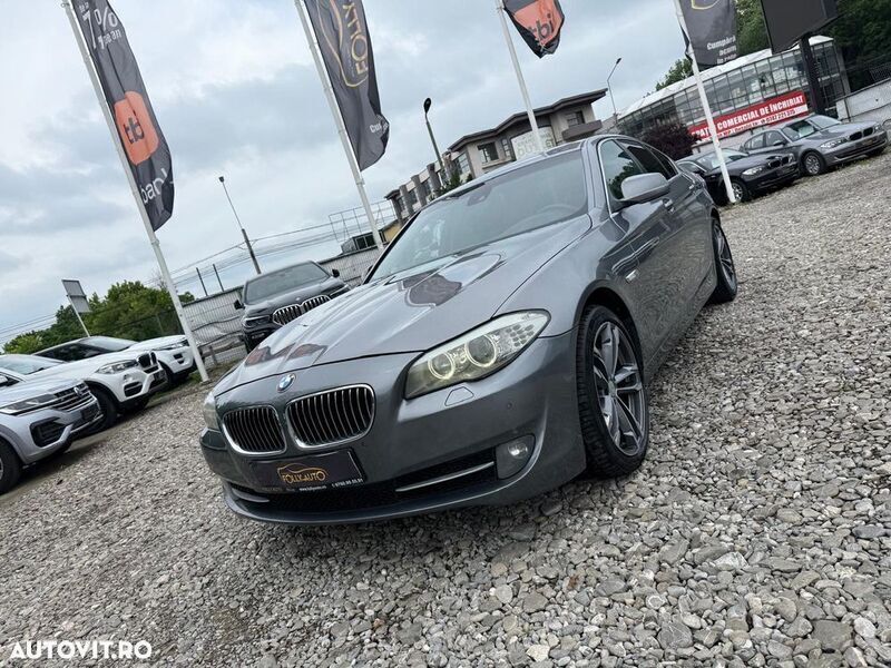 Gri Utilizat 2012 BMW 530 Berlinǎ | 10.999 EUR (Super Preț) - Imagine 1/4