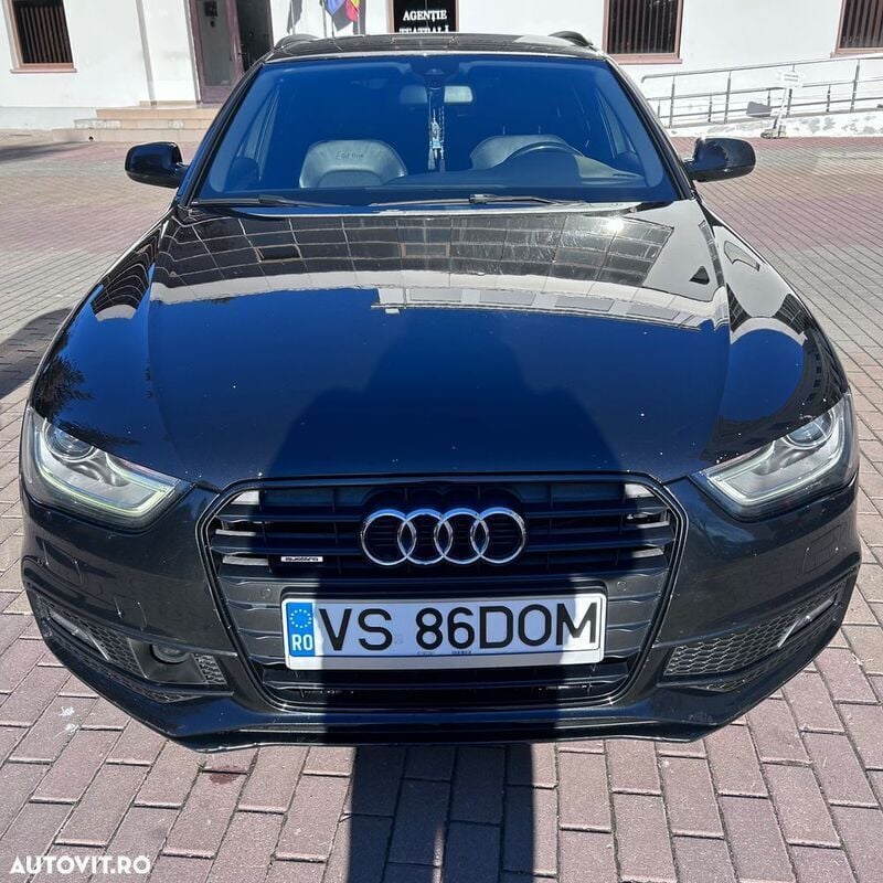 Negru Utilizat 2014 Audi A4 S-Line Break | 9.000 EUR (Super Preț) - Imagine 1/4