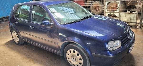 Second-hand VW Golf IV 75 CP (55 kW) 2001 Albastru Hatchback