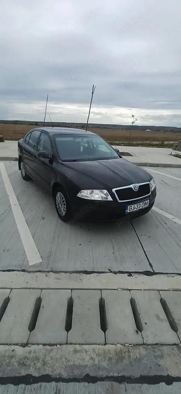 Utilizat 2007 Skoda Octavia Berlinǎ | 2.950 EUR (Puțin scump) - Imagine 1/4