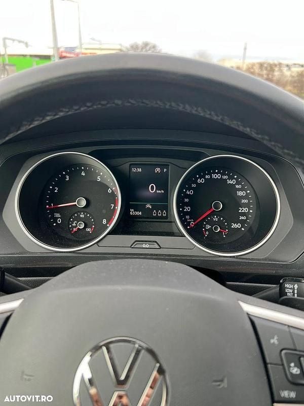 Second-hand VW Tiguan Life 150 CP (110 kW) 2022 Culoareverde SUV