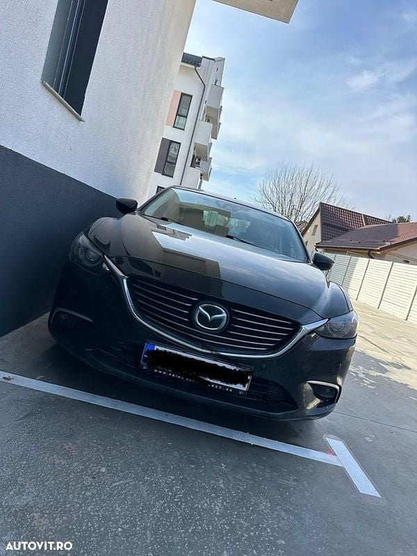 Second-hand Mazda 6 175 CP (128 kW) 2015 Culoarenegru Berlinǎ