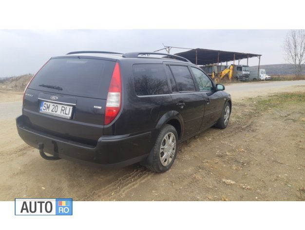 Second-hand Ford Mondeo 131 CP (96 kW) 2004 Negru Break