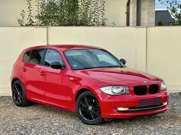 Rosu Utilizat 2011 BMW 120 Hatchback | 6.190 EUR - Imagine 1/4