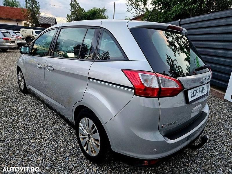 Second-hand Ford Grand C-Max Trend 95 CP (69 kW) 2018 Culoareargint Monovolum