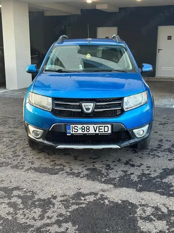 Utilizat 2013 Dacia Sandero Stepway Hatchback | 4.500 EUR (Preț OK) - Imagine 1/4