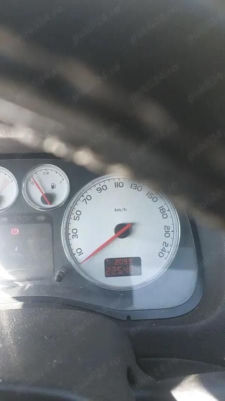 Utilizat 2007 Peugeot 307 Break | 1.500 EUR (Preț OK) - Imagine 1/4