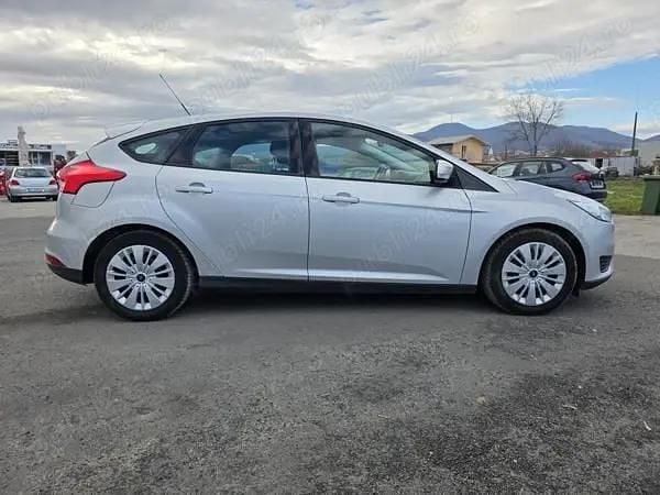 Second-hand Ford Focus 100 CP (73 kW) 2015 Gri Hatchback