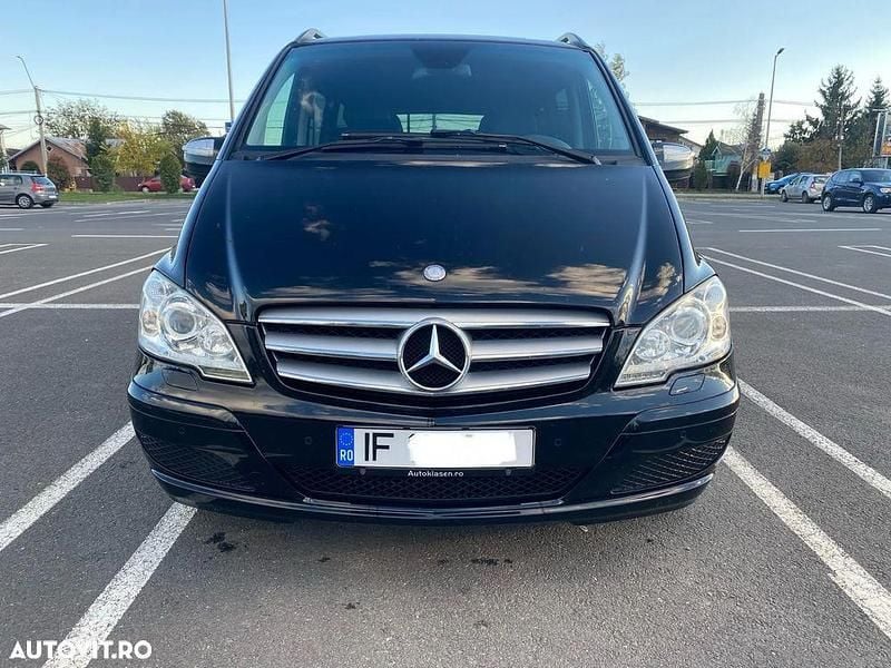 Culoarenegru Utilizat 2012 Mercedes Viano Monovolum | 16.500 EUR (Preț OK) - Imagine 1/4