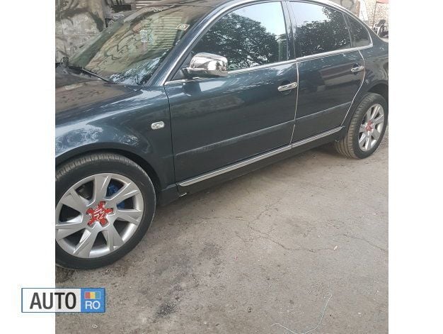 Second-hand VW Passat 130 CP (95 kW) 2001 Gri Berlinǎ
