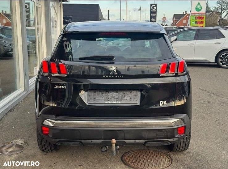 Second-hand Peugeot 3008 Allure 120 CP (88 kW) 2018 Culoarenegru SUV