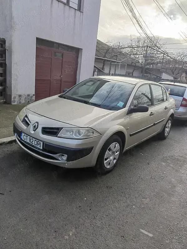 Utilizat 2008 Renault Mégane II Berlinǎ | 1.000 EUR (Preț bun) - Imagine 1/4