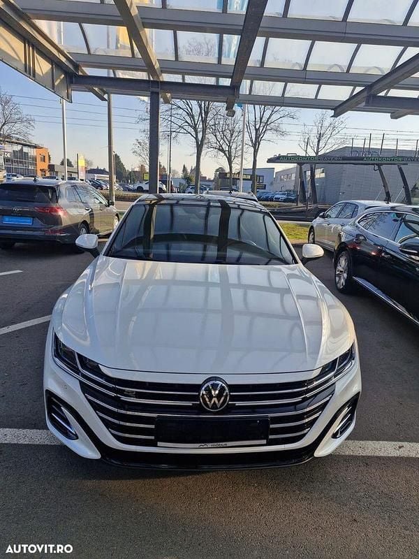 Culoarealb Utilizat 2022 VW Arteon R-line Berlinǎ | 37.800 EUR (Scump) - Imagine 1/4