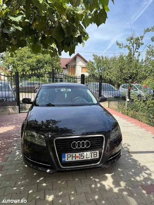 Second-hand Audi A3 Ambition 105 CP (77 kW) 2011 Culoaregri Hatchback