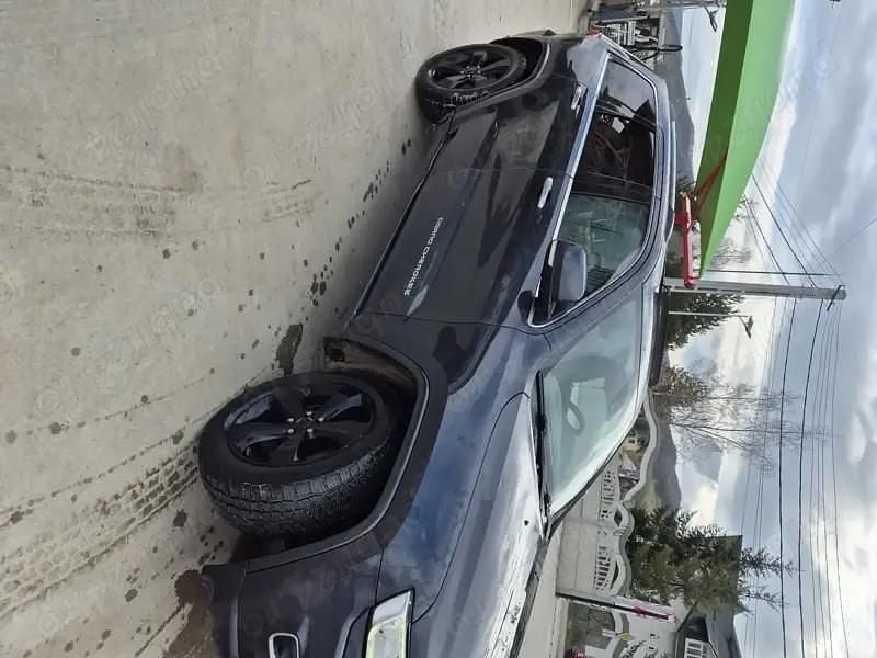 Second-hand Jeep Grand Cherokee Overland 250 CP (183 kW) 2015 SUV