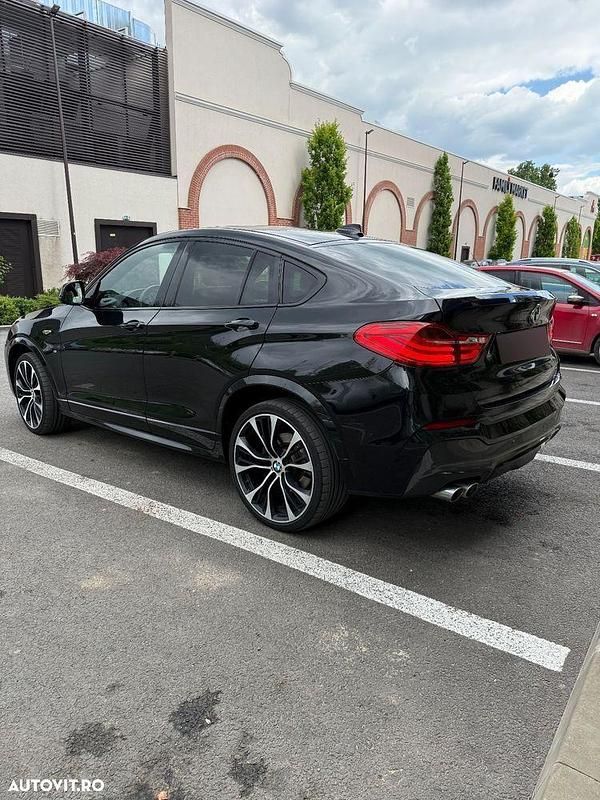 Second-hand BMW X4 M Sport 258 CP (189 kW) 2015 Culoarenegru SUV