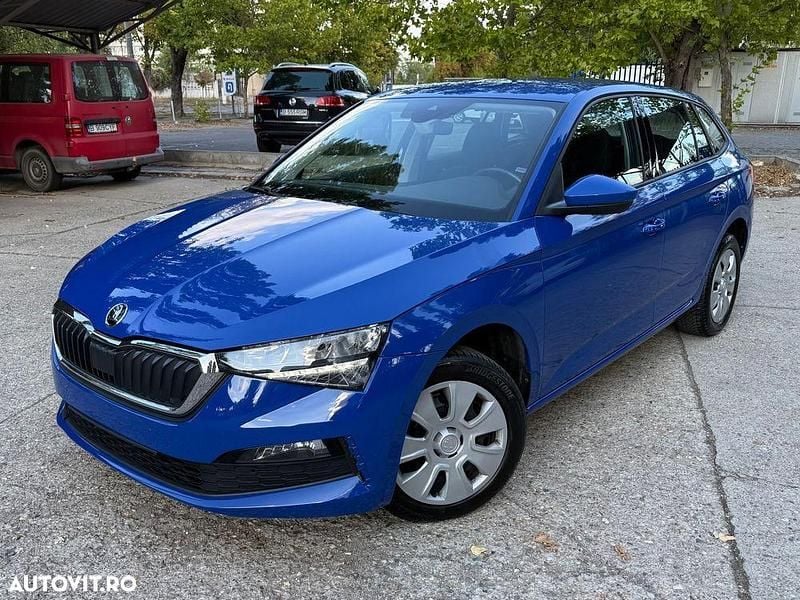 Culoarealbastru Utilizat 2022 Skoda Scala Ambition Hatchback | 13.200 EUR (Preț bun) - Imagine 1/4
