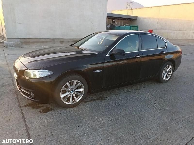 Second-hand BMW 530 258 CP (189 kW) 2014 Culoarenegru Berlinǎ