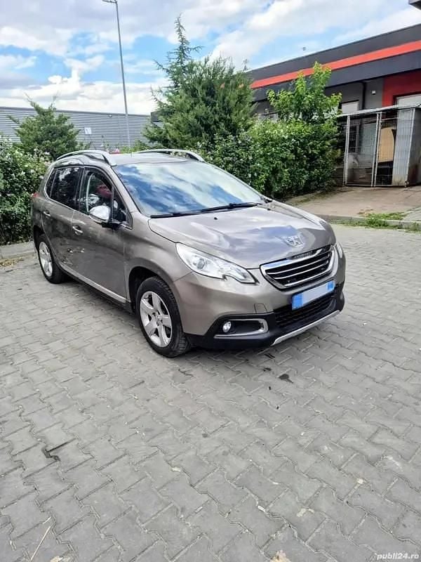 Maro Utilizat 2014 Peugeot 2008 SUV | 7.400 EUR - Imagine 1/4