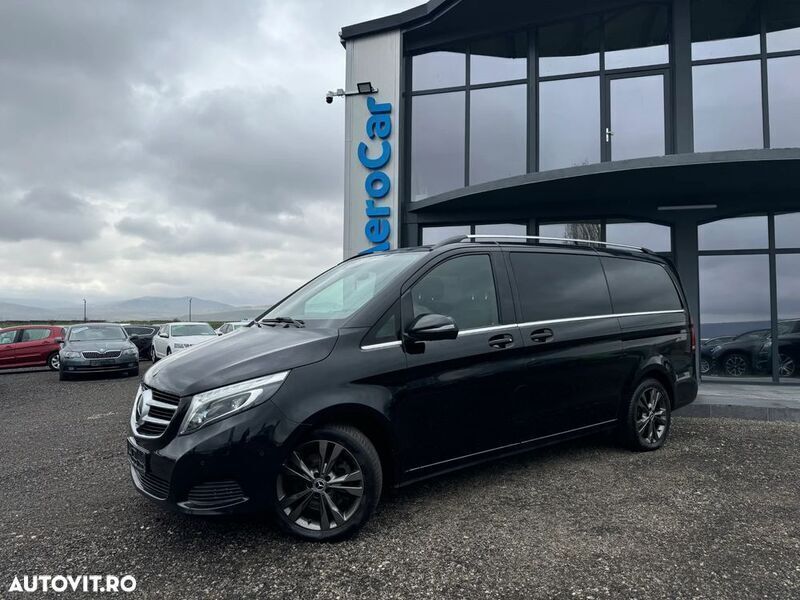Negru Utilizat 2019 Mercedes V250 Monovolum | 44.990 EUR (Preț OK) - Imagine 1/4