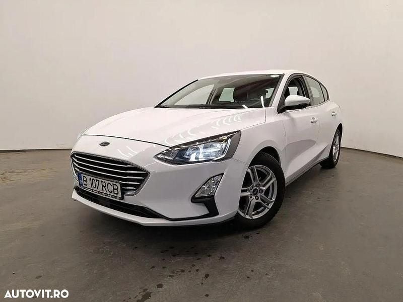 Culoarealb Utilizat 2020 Ford Focus Titanium Hatchback | 8.650 EUR (Preț bun) - Imagine 1/4