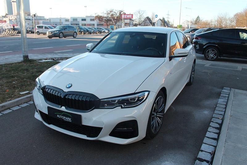 Utilizat 2020 BMW 320 M Sport | 34.447 EUR (Preț OK) - Imagine 1/1