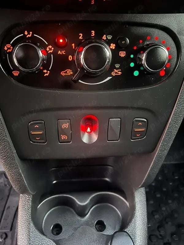 Second-hand Dacia Logan MCV 90 CP (66 kW) 2015 Break