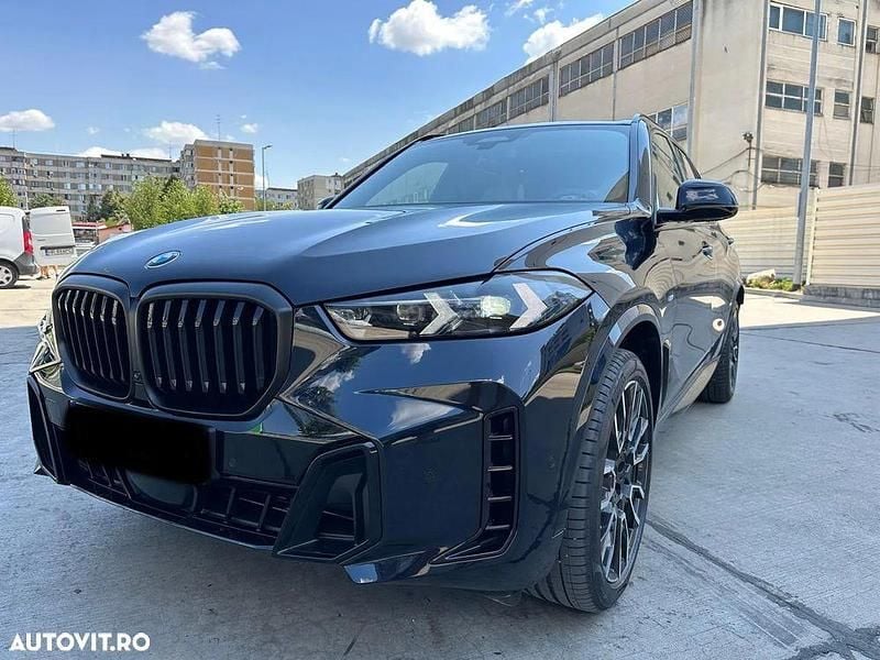 Second-hand BMW X5 Comfort Edition 298 CP (219 kW) 2024 Culoarenegru SUV