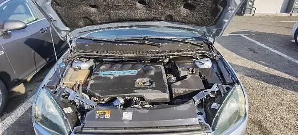 Second-hand Ford Focus 136 CP (100 kW) 2006 Albastru Break