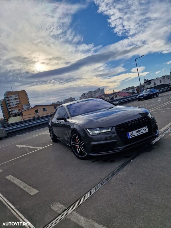 Gri Utilizat 2015 Audi A7 S-line plus Hatchback | 25.000 EUR (Scump) - Imagine 1/4