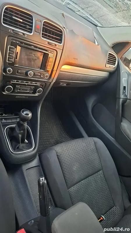 Second-hand VW Golf VI 120 CP (88 kW) 2009 Hatchback