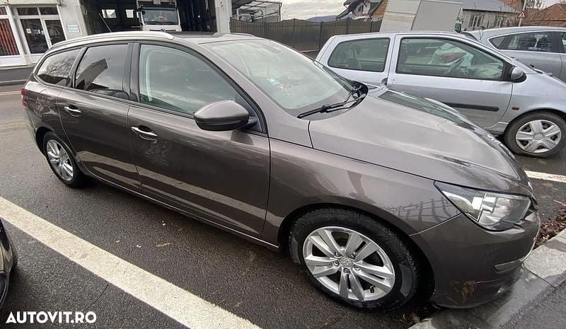 Second-hand Peugeot 308 Allure 120 CP (88 kW) 2014 Culoaremaro Break