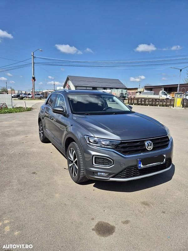 Culoaregri Utilizat 2019 VW T-Roc Design SUV | 19.850 EUR (Preț OK) - Imagine 1/4