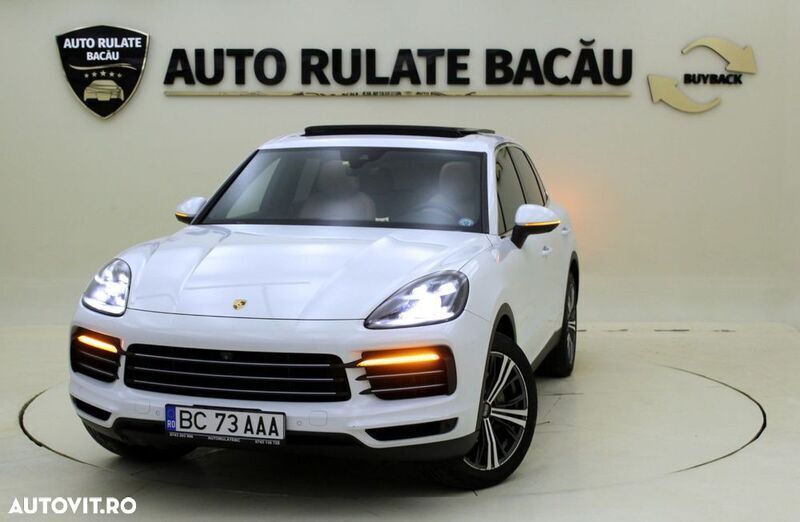 Alb Utilizat 2018 Porsche Cayenne SUV | 49.500 EUR (Preț OK) - Imagine 1/4