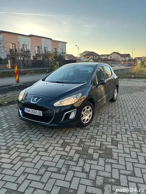Utilizat 2011 Peugeot 308 Hatchback | 3.000 EUR (Preț OK) - Imagine 1/4