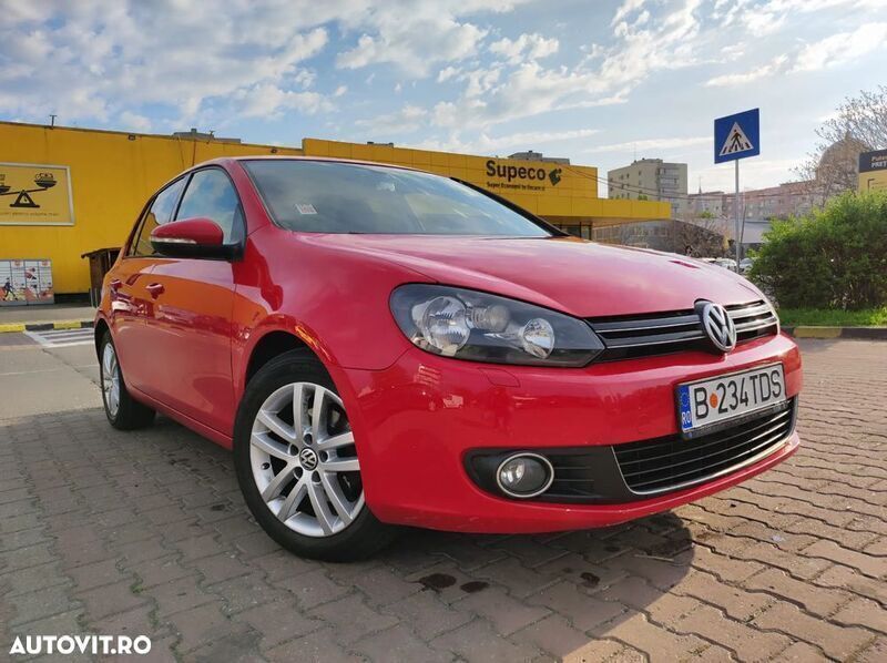 Rosu Utilizat 2011 VW Golf VI Highline Hatchback | 5.999 EUR (Puțin scump) - Imagine 1/4