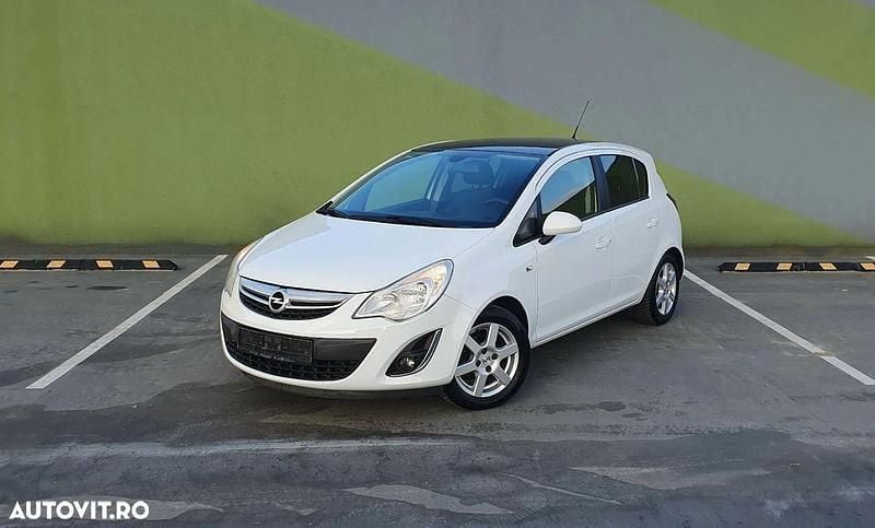 Culoarealb Utilizat 2012 Opel Corsa Essentia | 3.690 EUR (Preț OK) - Imagine 1/4