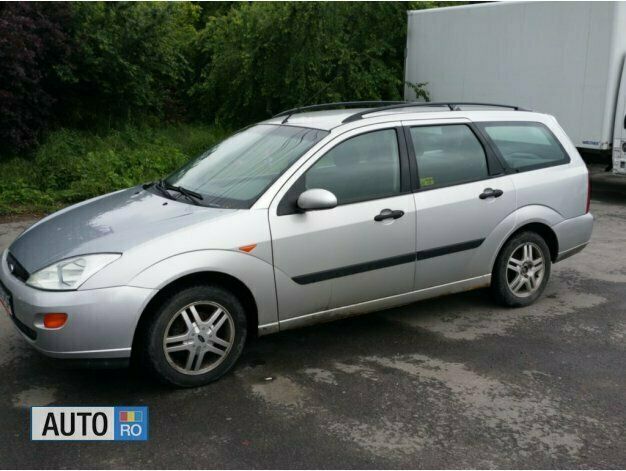 Second-hand Ford Focus 101 CP (74 kW) 2001 Gri Break