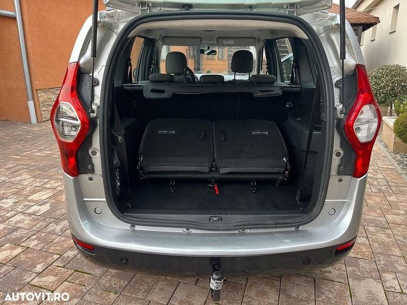 Second-hand Dacia Lodgy Prestige 107 CP (78 kW) 2013 Culoareargint Monovolum