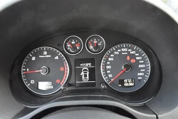 Second-hand Audi A3 105 CP (77 kW) 2011 Gri Hatchback