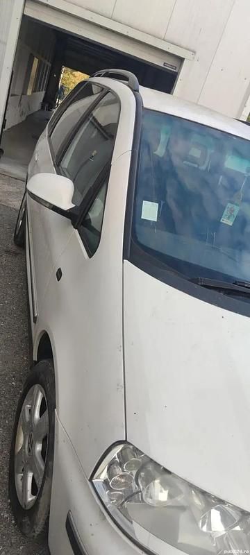 Utilizat 2007 VW Sharan Monovolum | 2.800 EUR (Preț OK) - Imagine 1/4