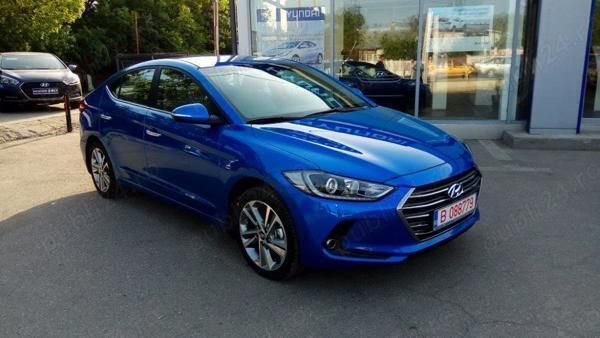 Utilizat 2017 Hyundai Elantra Berlinǎ | 13.700 EUR (Scump) - Imagine 1/4