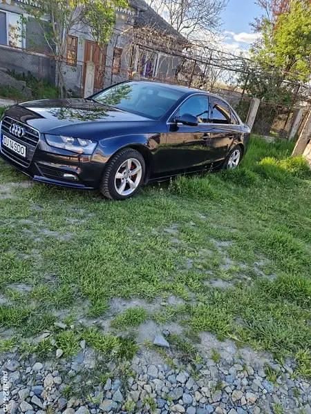 Utilizat 2013 Audi A4 Berlinǎ | 9.500 EUR (Preț OK) - Imagine 1/4