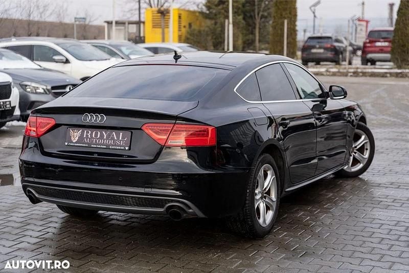 Second-hand Audi A5 S-Line 170 CP (125 kW) 2015 Culoarenegru Berlinǎ