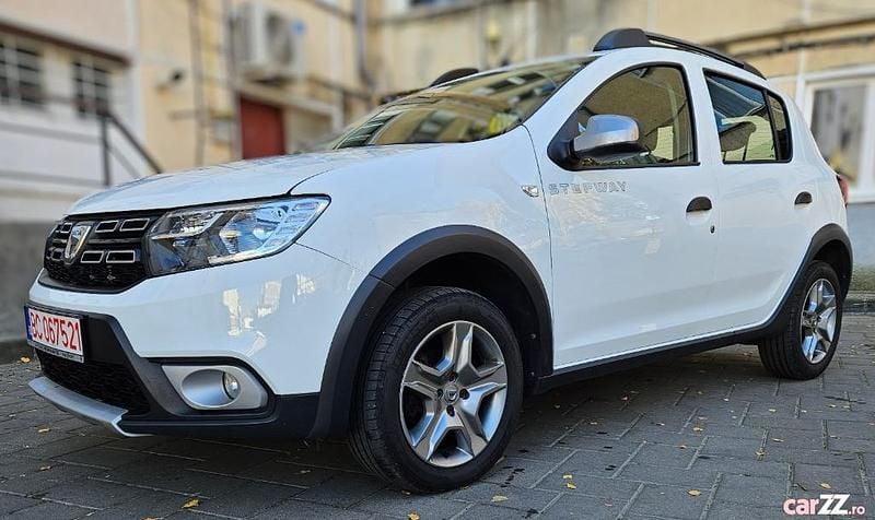 Second-hand Dacia Sandero Stepway 95 CP (69 kW) 2019 Hatchback