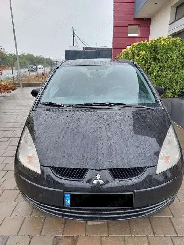 Negru Utilizat 2007 Mitsubishi Colt Hatchback | 2.200 EUR - Imagine 1/4