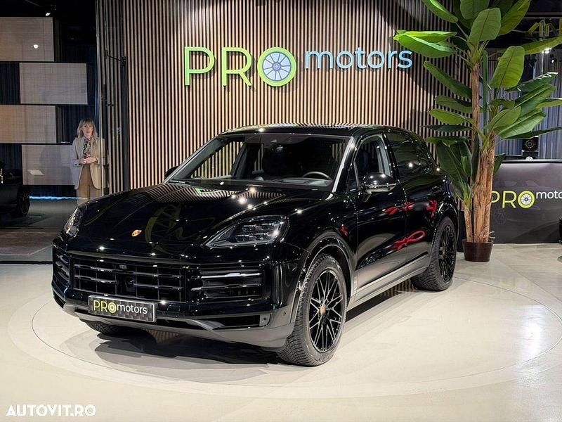 Second-hand Porsche Cayenne Black Edition 353 CP (259 kW) 2024 Culoarenegru SUV