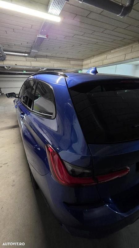 Second-hand BMW 320 Sport Line 190 CP (139 kW) 2021 Culoarealbastru Break
